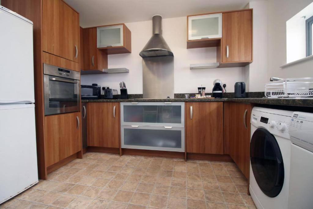 The Observatory By Mia Living 2 Bedroom Apartment Overlooking Swansea Beach With Free Parking Eksteriør billede