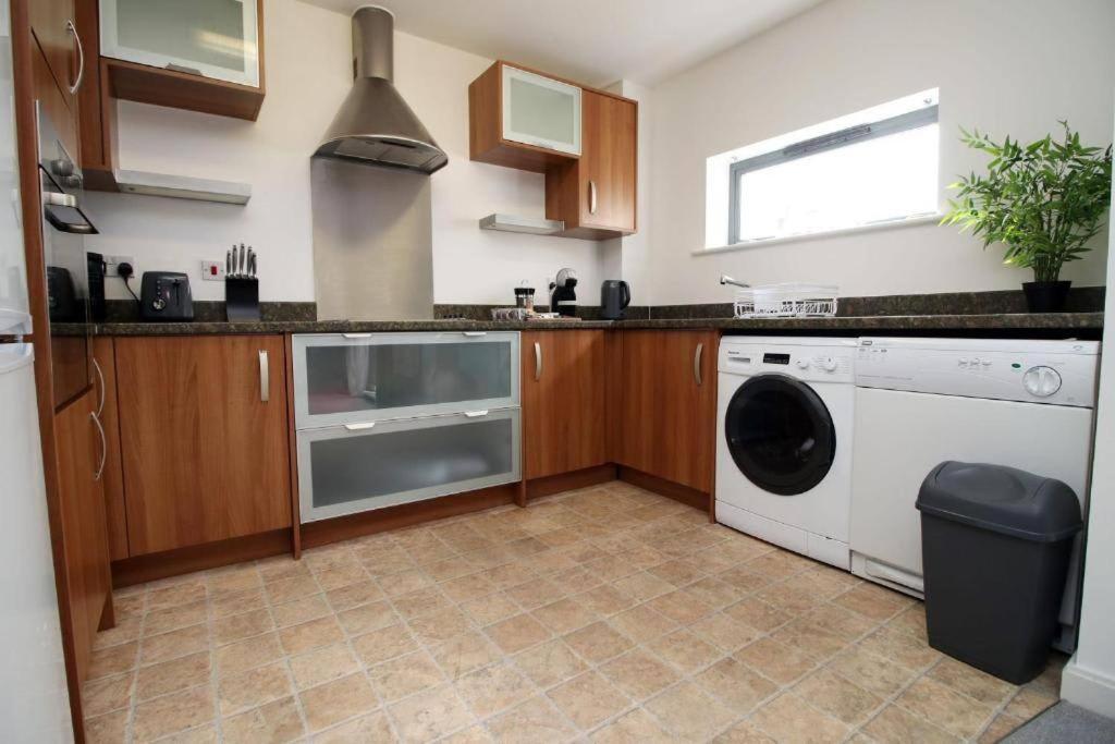 The Observatory By Mia Living 2 Bedroom Apartment Overlooking Swansea Beach With Free Parking Eksteriør billede